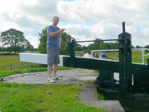 Operating the lock on the Llangollen canal